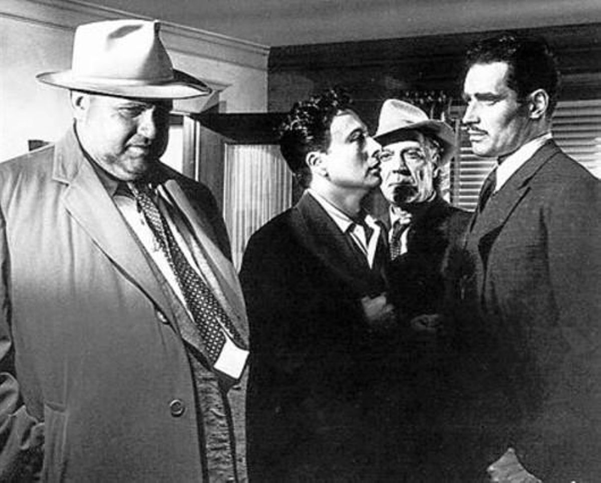 ’EL CUARTO MANDAMIENTO’ (1942) La segunda cinta que dirigió. ’EL CUARTO MANDAMIENTO’ (1942) La segunda cinta que dirigió.
