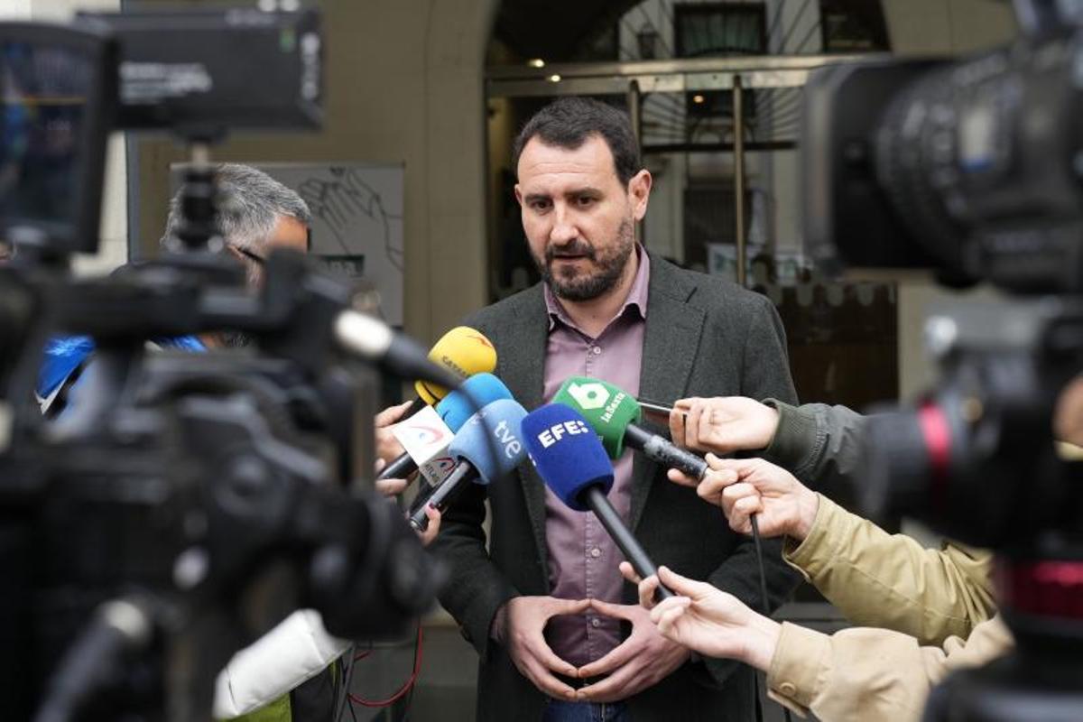 Un jutge també investiga l’actual alcalde socialista de Badalona per un delicte urbanístic Un jutge també investiga l’actual alcalde socialista de Badalona per un delicte urbanístic