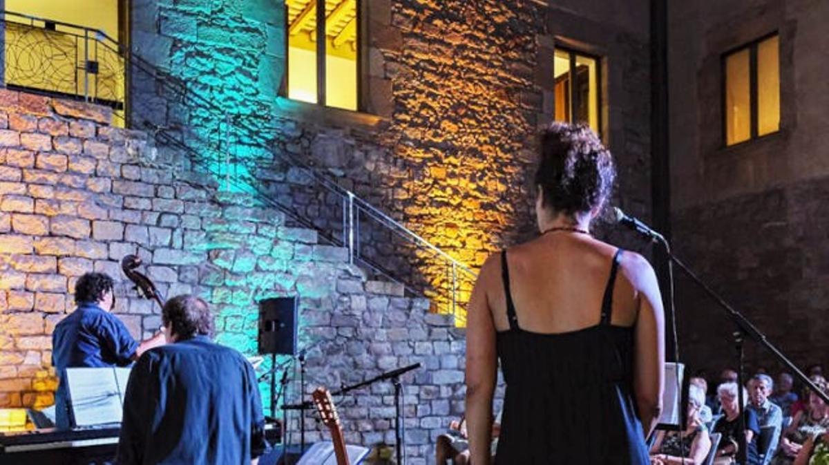 Imagen de archivo de un concierto en el Castell de Cornellà.
