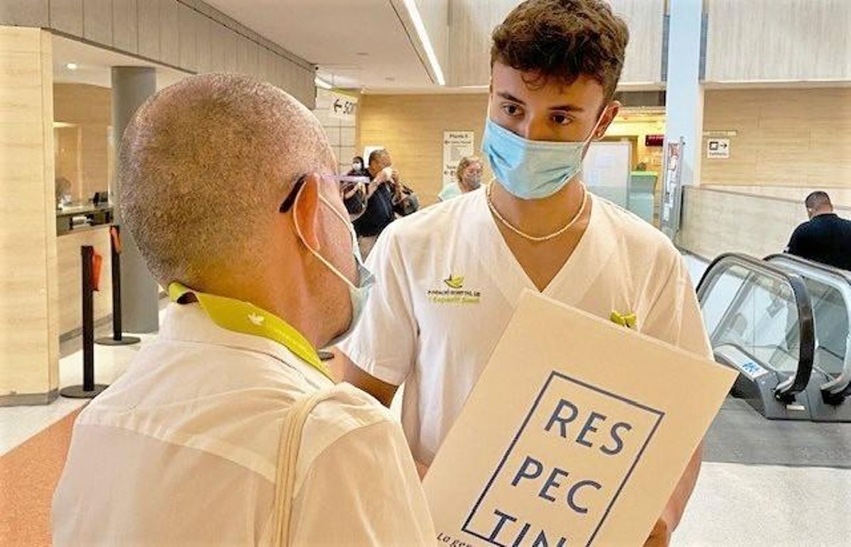 El Hospital Esperit Sant impulsa una campaña interna para promover el buen trato a las personas mayores El Hospital Esperit Sant impulsa una campaña interna para promover el buen trato a las personas mayores