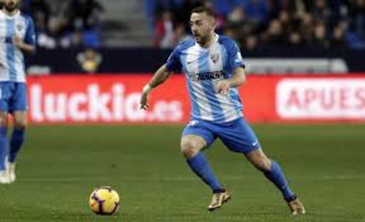 Keidi Bare, en un partido del Málaga. Keidi Bare, en un partido del Málaga.