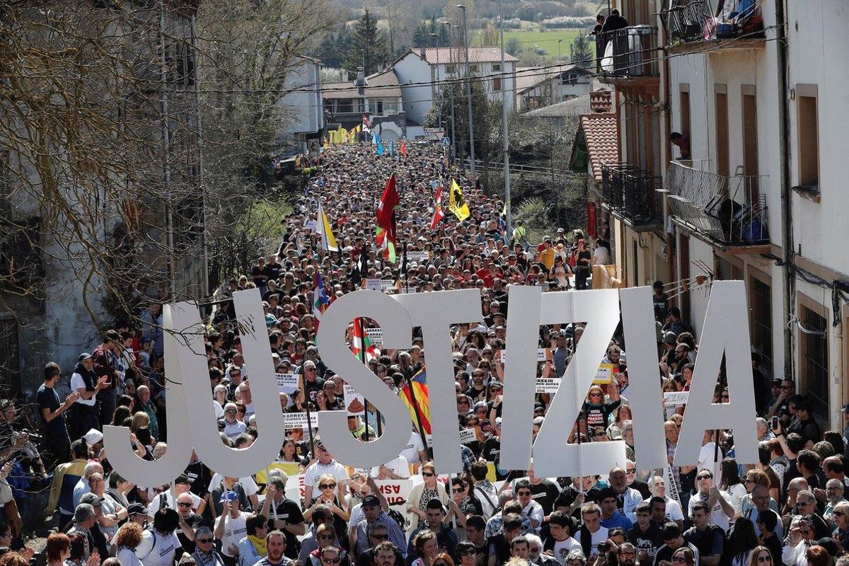 Manifestación para pedir justicia y proporcionalidad en el caso Alsasua, en la localidad Navarra, en marzo del 2019. Manifestación para pedir justicia y proporcionalidad en el caso Alsasua, en la localidad Navarra, en marzo del 2019.