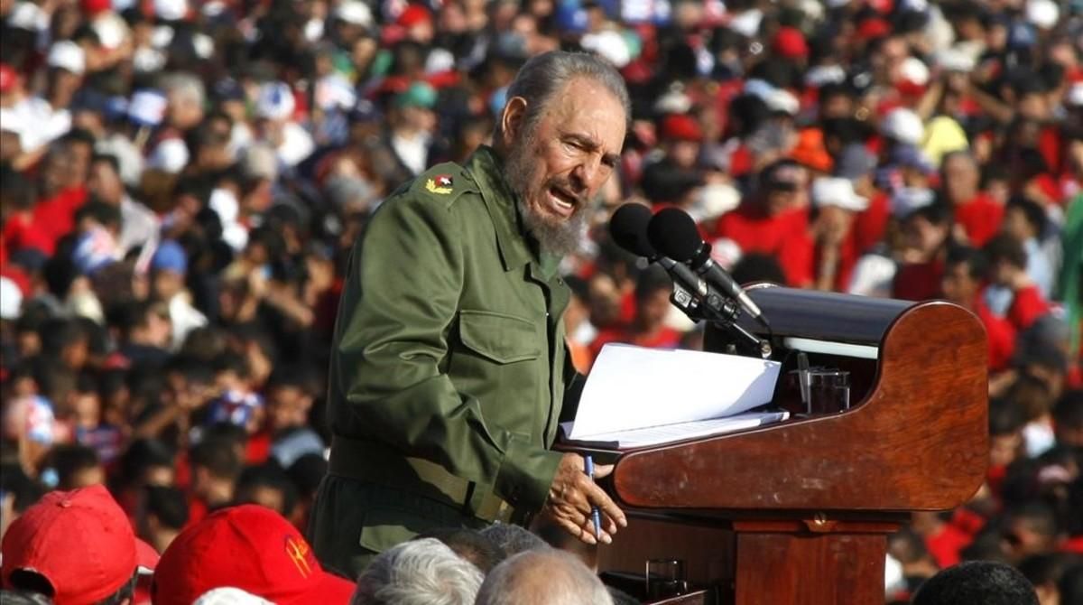 Fidel Castro, el 1 de mayo del 2006 en La Habana. Fidel Castro, el 1 de mayo del 2006 en La Habana.