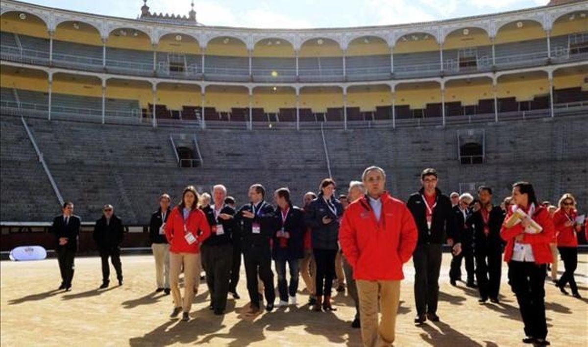 La comitiva del COI, en su visita a la plaza de toros de Las Ventas. La comitiva del COI, en su visita a la plaza de toros de Las Ventas.