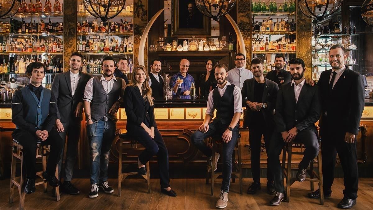 Los responsables de los establecimientos que participan en el novedoso Cocktail boulevard. Los responsables de los establecimientos que participan en el novedoso Cocktail boulevard.