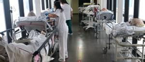 Déficit sanitario: casi la mitad de los españoles ha esperado hasta cuatro horas en urgencias