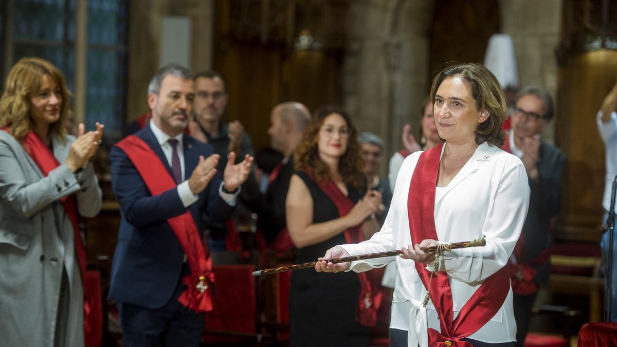 Colau arriba a la meitat d’un segon mandat marcat per la pandèmia, ERC i l’ombra de Valls Colau arriba a la meitat d’un segon mandat marcat per la pandèmia, ERC i l’ombra de Valls