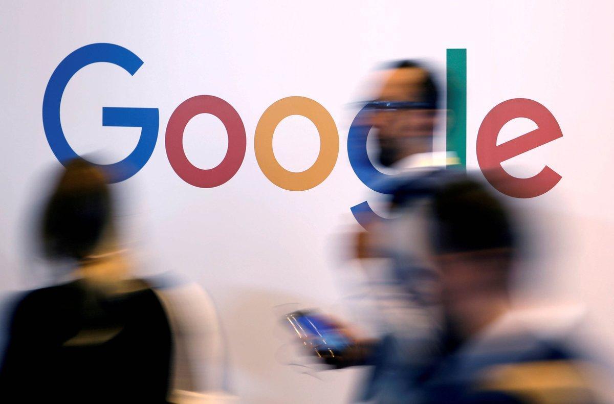 FILE PHOTO:    FILE PHOTO: The logo of Google is pictured during the Viva Tech start-up and technology summit in Paris, France, May 25, 2018. REUTERS/Charles Platiau/File Photo - RC1C19D495F0