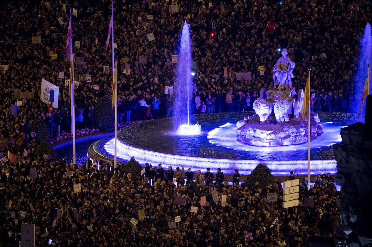 Imagen de archivo de la marcha feminista de 2019 en Madrid Imagen de archivo de la marcha feminista de 2019 en Madrid