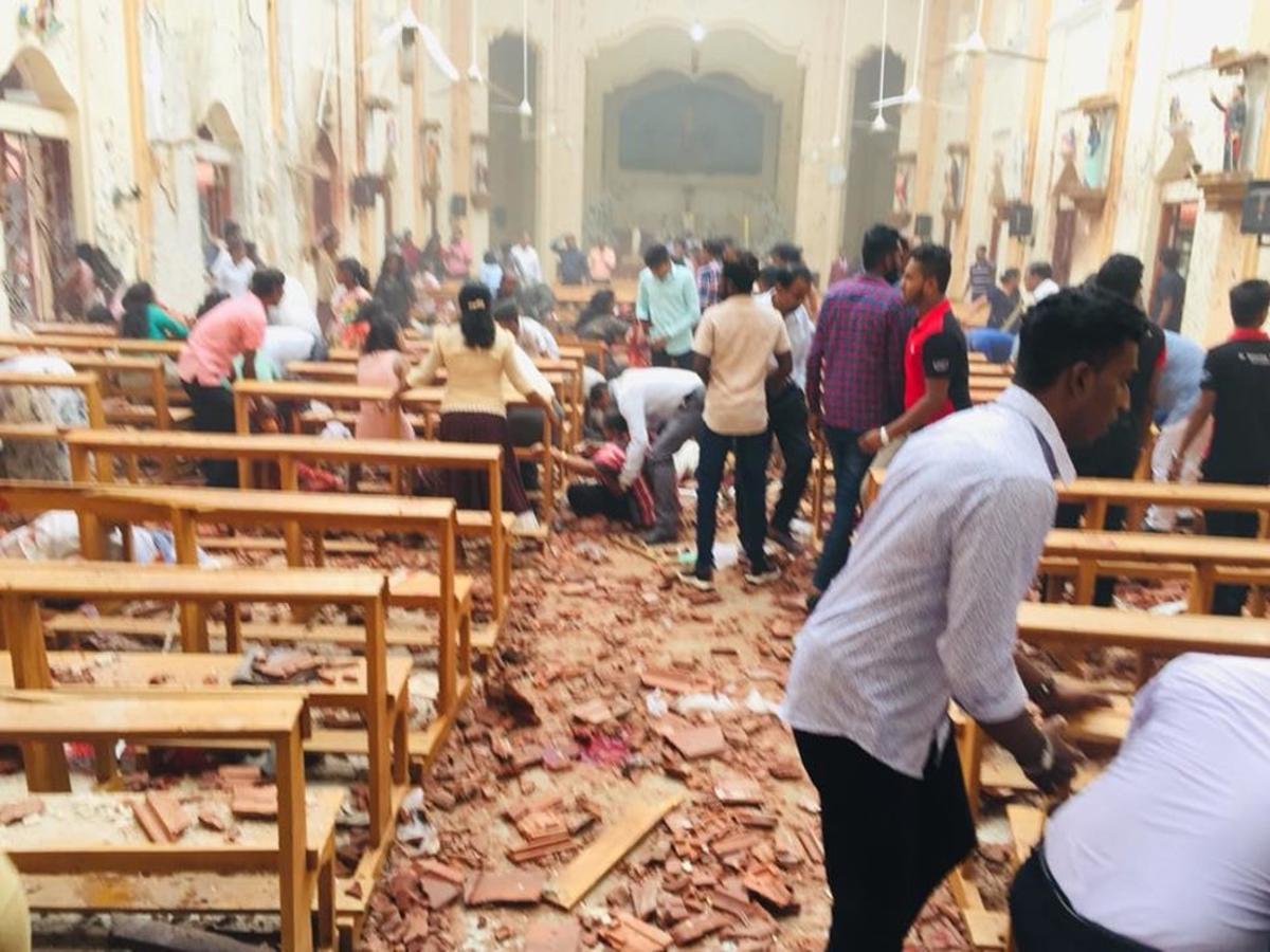 La iglesia de St.Sebastian tras el ataque bomba en Sri Lanka.