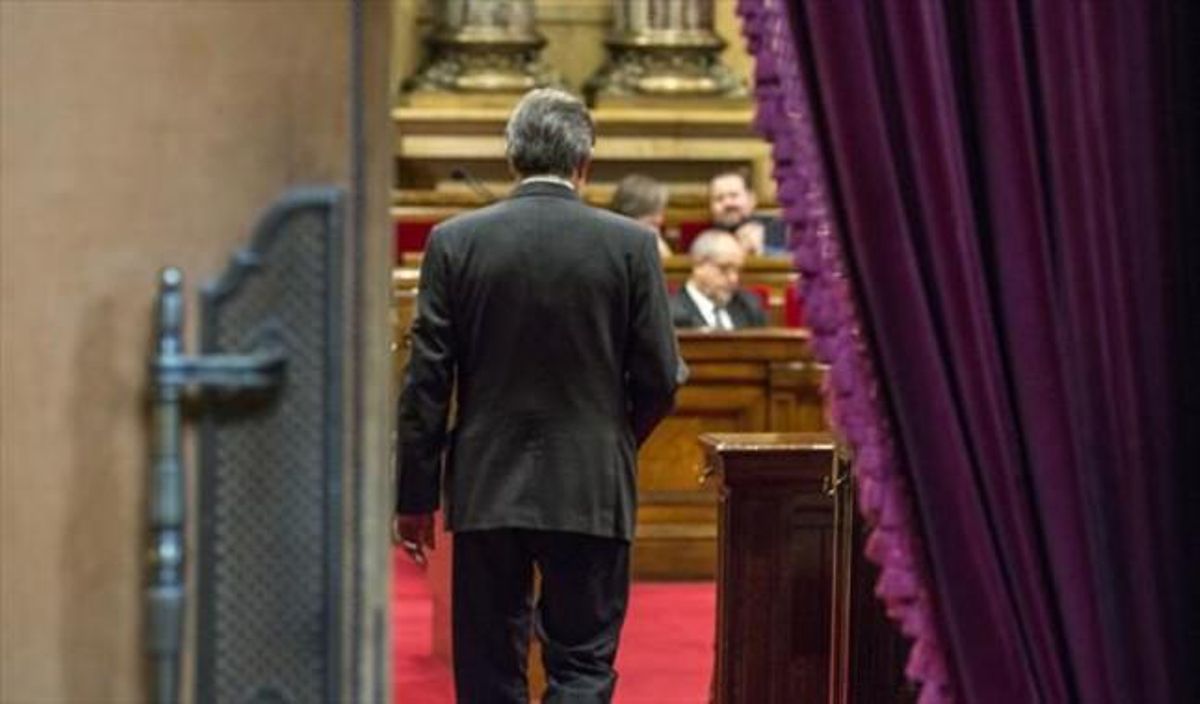El ’president’ Artur Mas, entrando en el hemiciclo del Parlament. El ’president’ Artur Mas, entrando en el hemiciclo del Parlament.