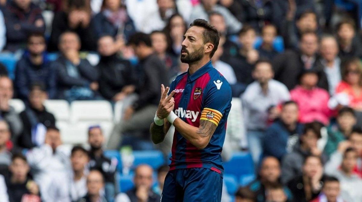 Morales celebra su gol ante el Real Madrid. Morales celebra su gol ante el Real Madrid.