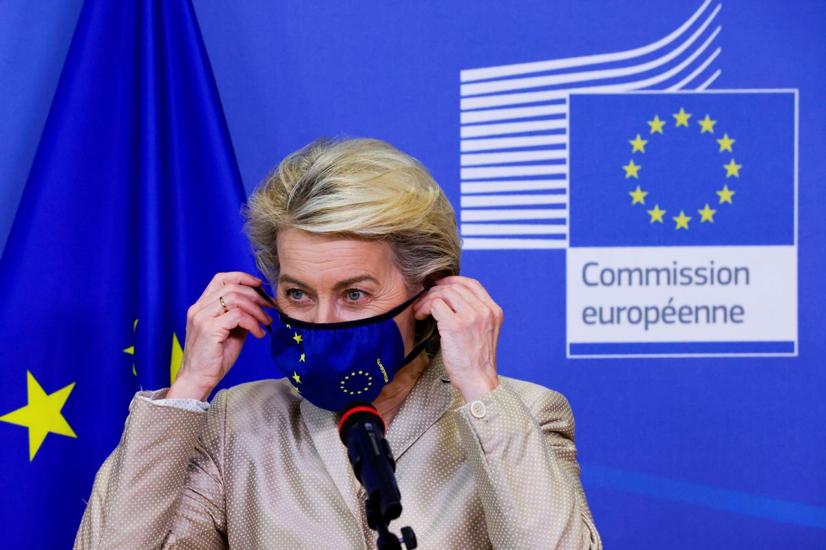 Brussel·les amenaça Polònia amb multes si no acata les sentències del TJUE Brussel·les amenaça Polònia amb multes si no acata les sentències del TJUE