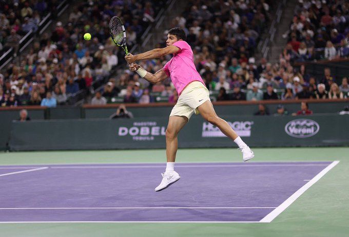 Alcaraz starts strong in Indian Wells