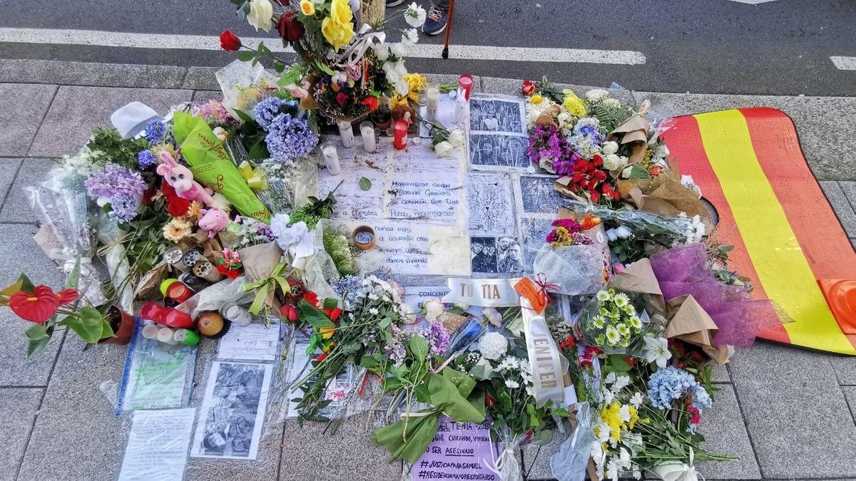 La policia deté dos nois i una noia com a presumptes autors de la pallissa mortal a Samuel Luiz La policia deté dos nois i una noia com a presumptes autors de la pallissa mortal a Samuel Luiz
