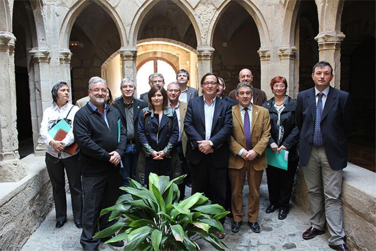 Reunión de la comisión directiva de la Associació de Municipis per la Independència, en Montblanc el pasado 27 de marzo.