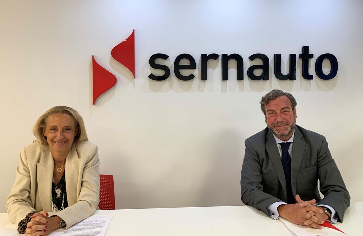 María Helena Antolin, presidenta de Sernauto, y José Portilla, director general de Sernauto María Helena Antolin, presidenta de Sernauto, y José Portilla, director general de Sernauto