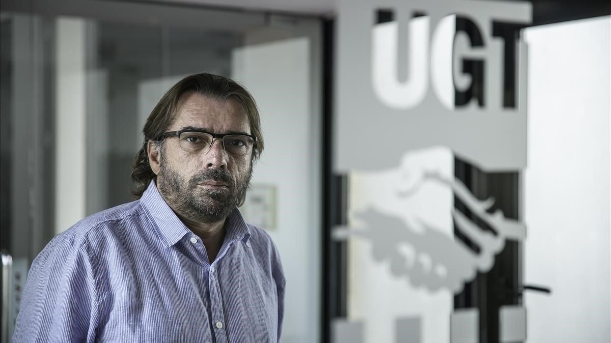 Camil Ros, secretario general de la UGT de Catalunya en la sede central del sindicato Camil Ros, secretario general de la UGT de Catalunya en la sede central del sindicato