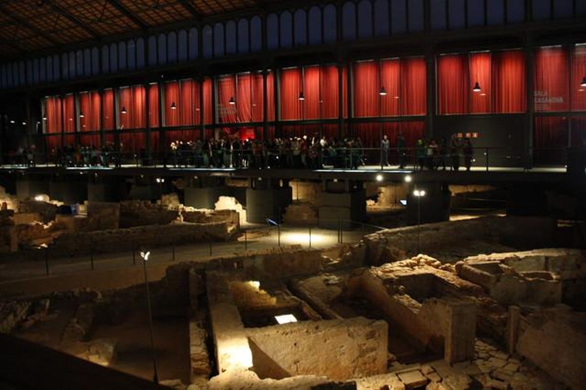 Interior del Born Centre Cultural en la Nit dels Museus del 2015. Interior del Born Centre Cultural en la Nit dels Museus del 2015.