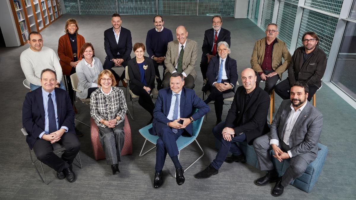 El Consell Assessor d’Agbar insta a fer de BCN un ‘hub’ europeu de l’aigua El Consell Assessor d’Agbar insta a fer de BCN un ‘hub’ europeu de l’aigua