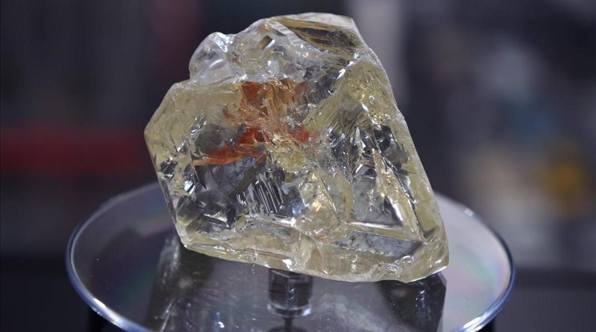 El ’diamante de la paz’, subastado por Sierra Leona.