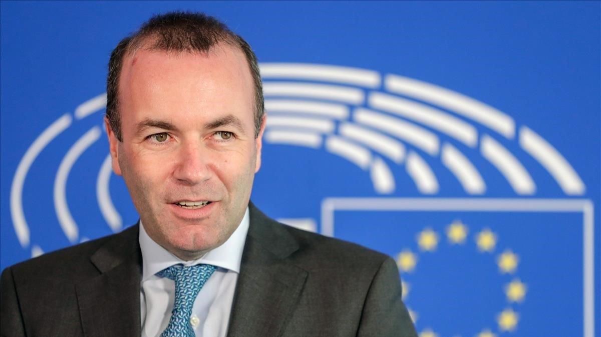 El candidato del Partido Popular Europeo a presidir la Comision Europea Manfred Weber este miércoles en Bruselas. El candidato del Partido Popular Europeo a presidir la Comision Europea Manfred Weber este miércoles en Bruselas.