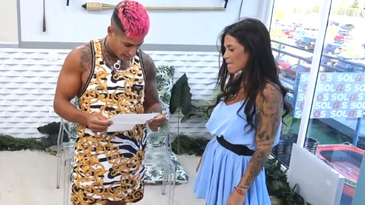Ferre y Fiamma estrenan el nuevo 'pisito' de 'Solos on the beach' de Mitele Plus Ferre y Fiamma estrenan el nuevo 'pisito' de 'Solos on the beach' de Mitele Plus