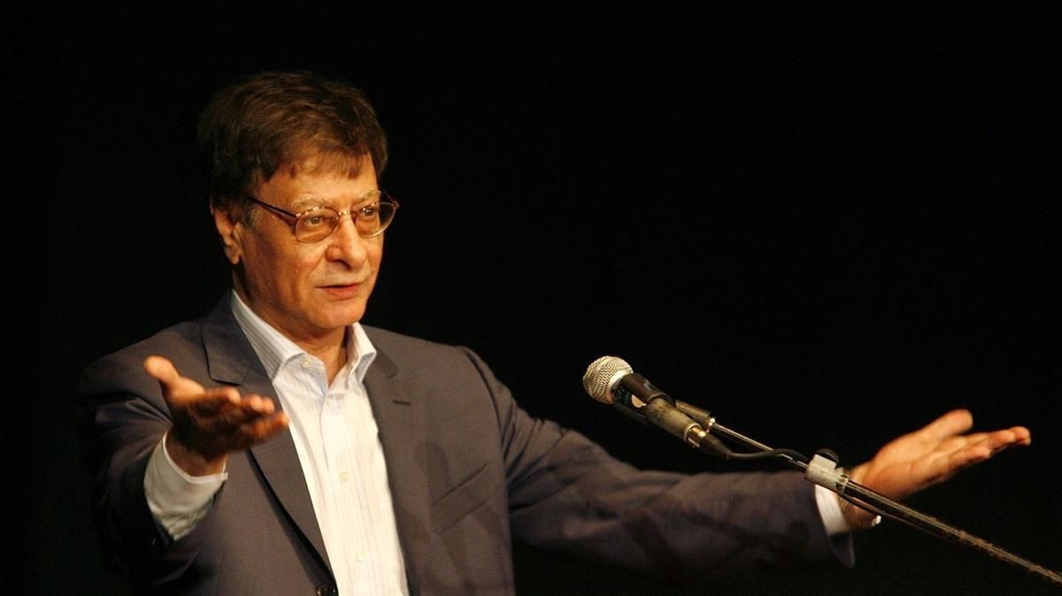 Mahmoud Darwish. Mahmoud Darwish.