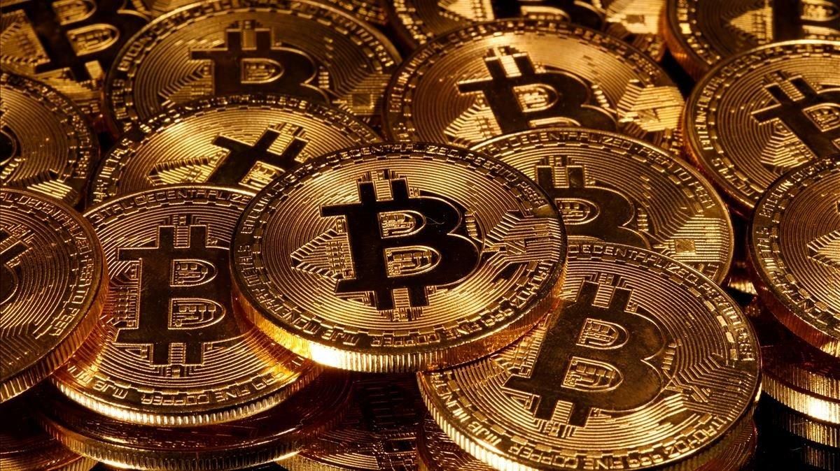 Las representaciones de la moneda virtual Bitcoin. Las representaciones de la moneda virtual Bitcoin.