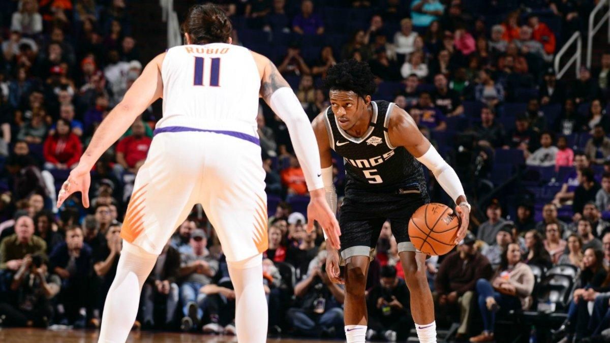 Ricky Rubio defendiendo a De’Aaron Fox. Ricky Rubio defendiendo a De’Aaron Fox.