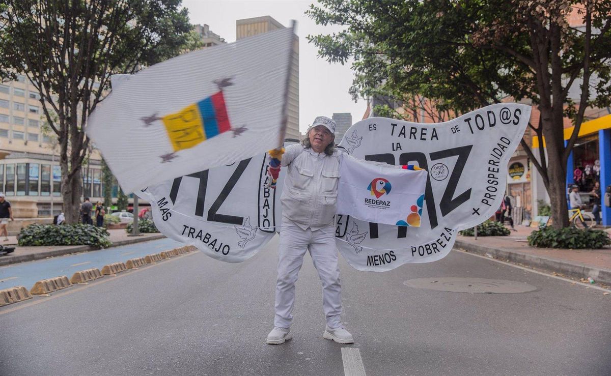 Condemnen una guerrillera de les dissidències de les FARC per matar dos líders socials Condemnen una guerrillera de les dissidències de les FARC per matar dos líders socials