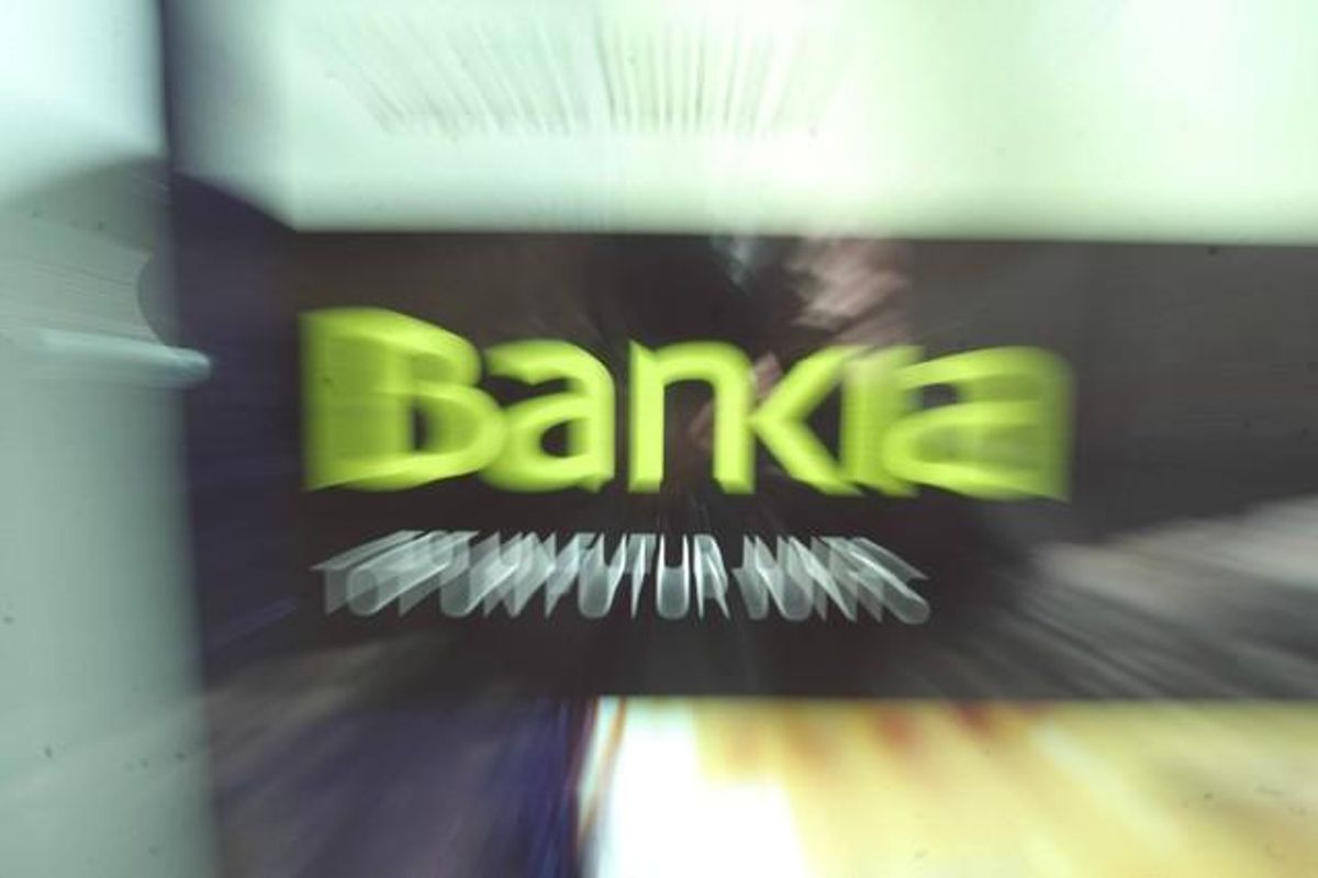 El logotipo de Bankia en una oficina de la entidad de Barcelona, el pasado jueves. El logotipo de Bankia en una oficina de la entidad de Barcelona, el pasado jueves.