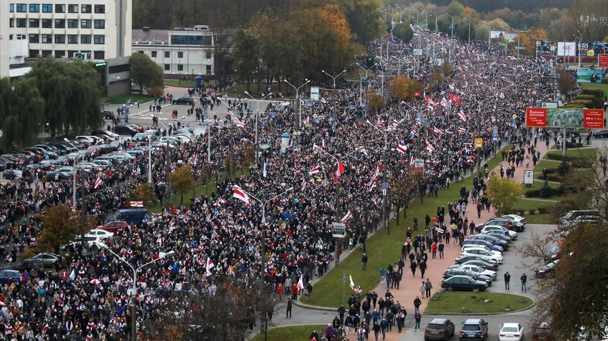 Manifestación contra el presidente en Minsk este domingo   