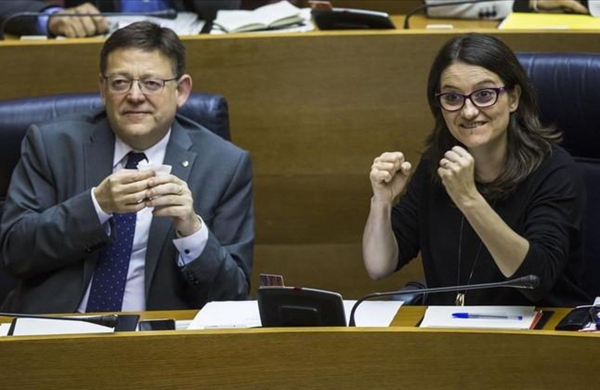 El presidente valenciano, Ximo Puig, y la vicepresidenta Monica Oltra, en las Corts Valencianes El presidente valenciano, Ximo Puig, y la vicepresidenta Monica Oltra, en las Corts Valencianes