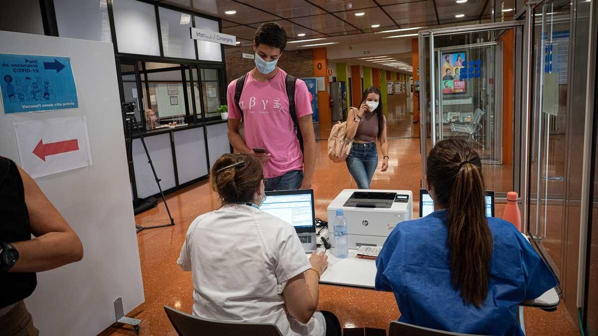 Un centro de vacunación contra el covid en la UPC. Un centro de vacunación contra el covid en la UPC.
