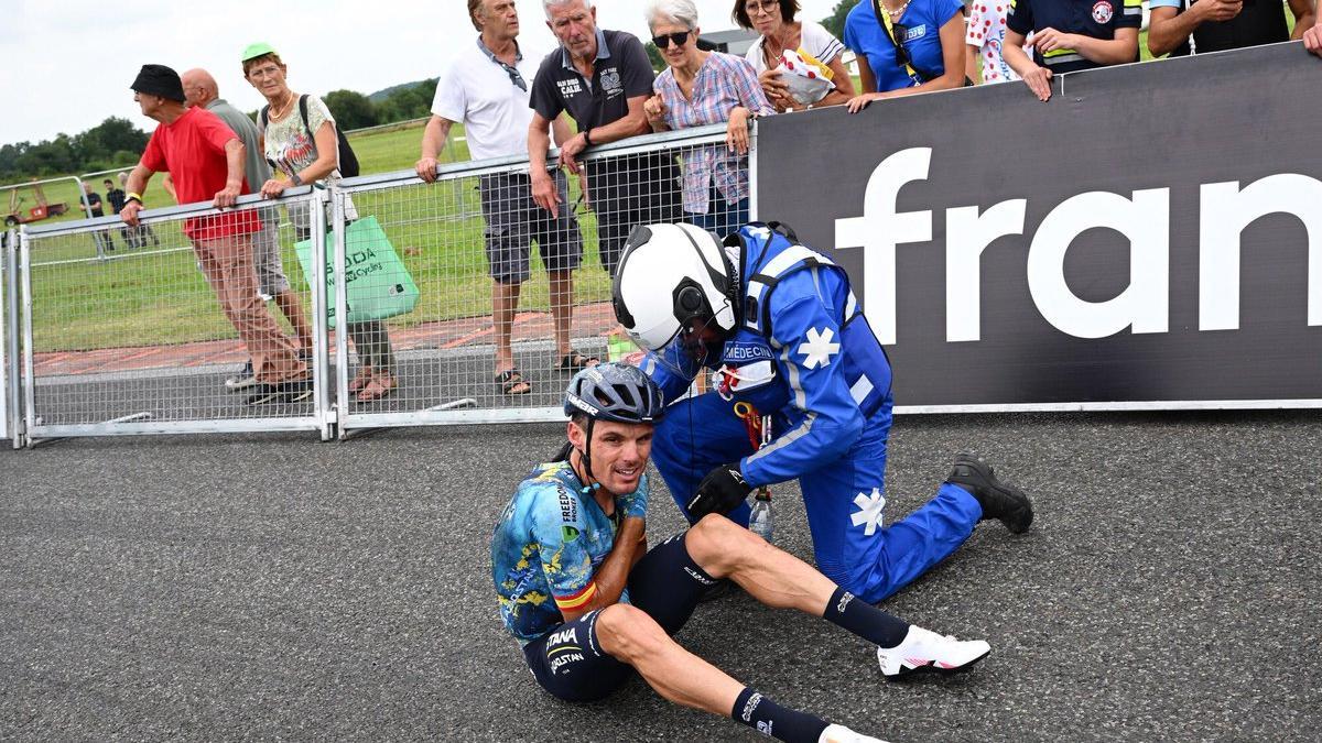 Luis León Sánchez se retiró del Tour con una fractura de clavícula