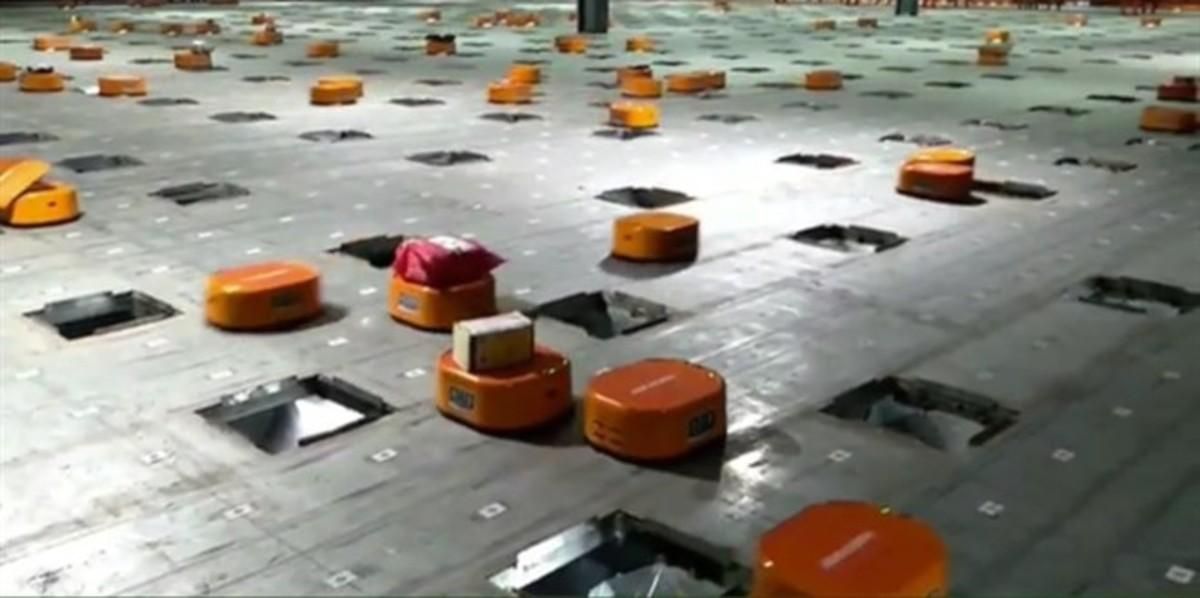 Los robots repartidores de STO Express. Los robots repartidores de STO Express.