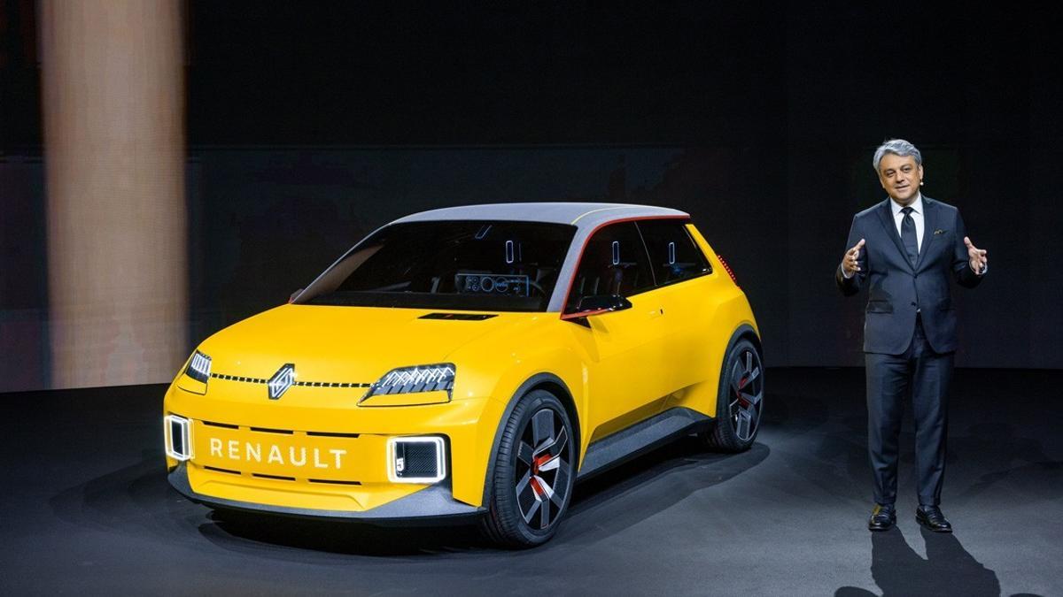 Renault confirma la adjudicación de cinco coches híbridos a sus plantas españolas