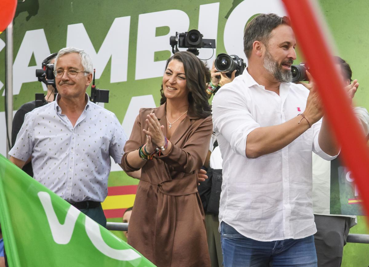 Abascal cierra la campaña de Vox en Sevilla.