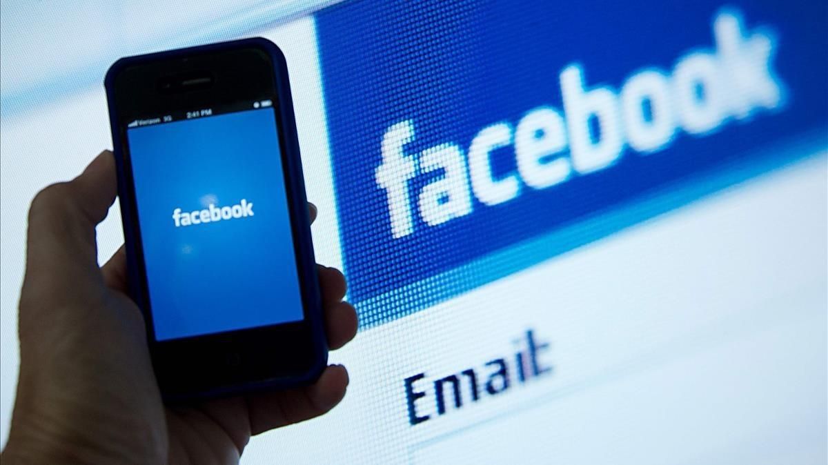 Facebook bloquea completamente los perfiles vinculados al Ejército birmano Facebook bloquea completamente los perfiles vinculados al Ejército birmano