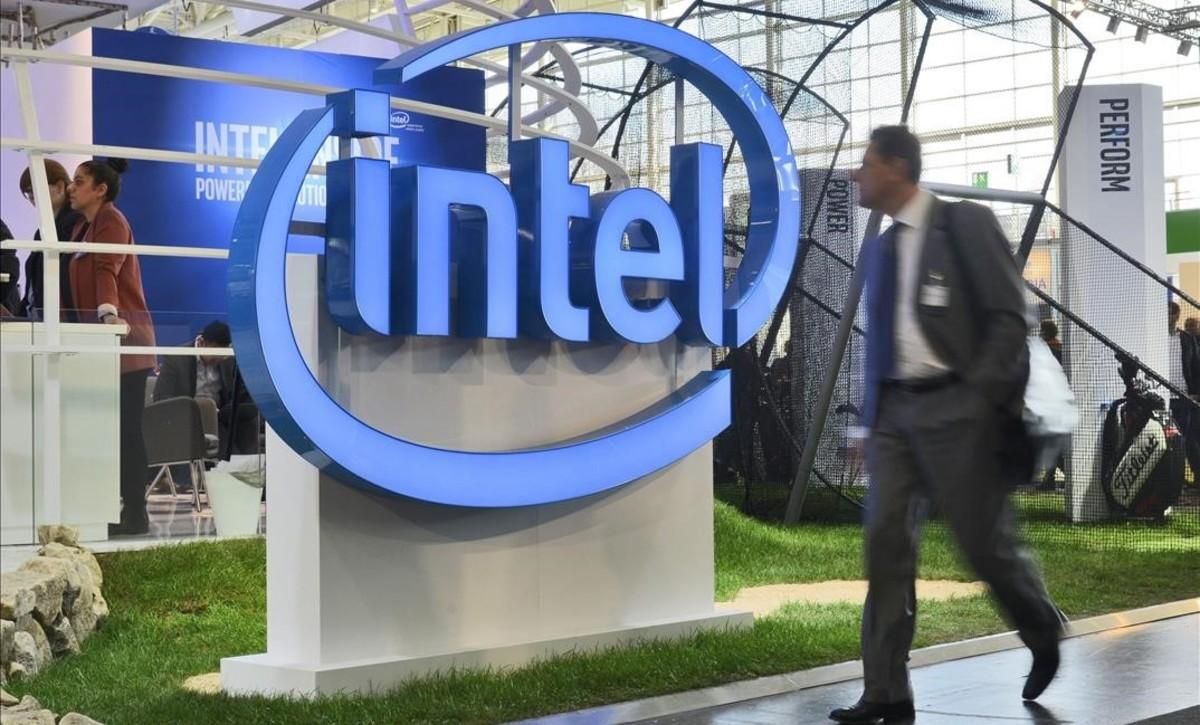 Estand de Intel en una feria tecnológica en Hannover (Alemania). Estand de Intel en una feria tecnológica en Hannover (Alemania).