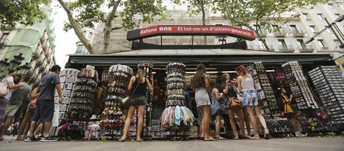 Los quioscos que reparten vida