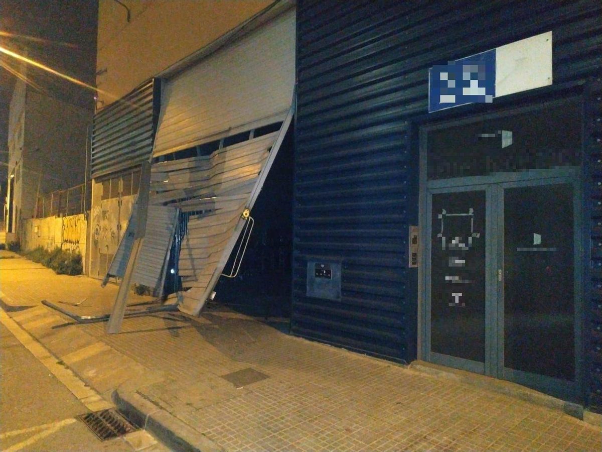 Imagen del alunizaje en la nave de Cornellà Imagen del alunizaje en la nave de Cornellà