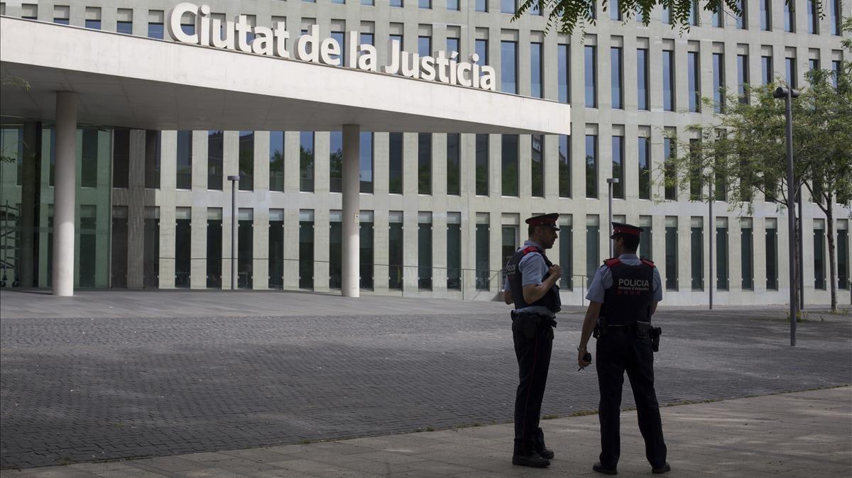 zentauroepp43484893 barcelona 25 05 2018 ciutat de la justicia fotografia albert180920083708 zentauroepp43484893 barcelona 25 05 2018 ciutat de la justicia fotografia albert180920083708
