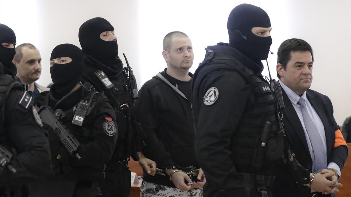 Fotografía de diciembre del año pasado en el que aparece Miroslav Marcek, con pantalón militar, en el tribunal. Fotografía de diciembre del año pasado en el que aparece Miroslav Marcek, con pantalón militar, en el tribunal.