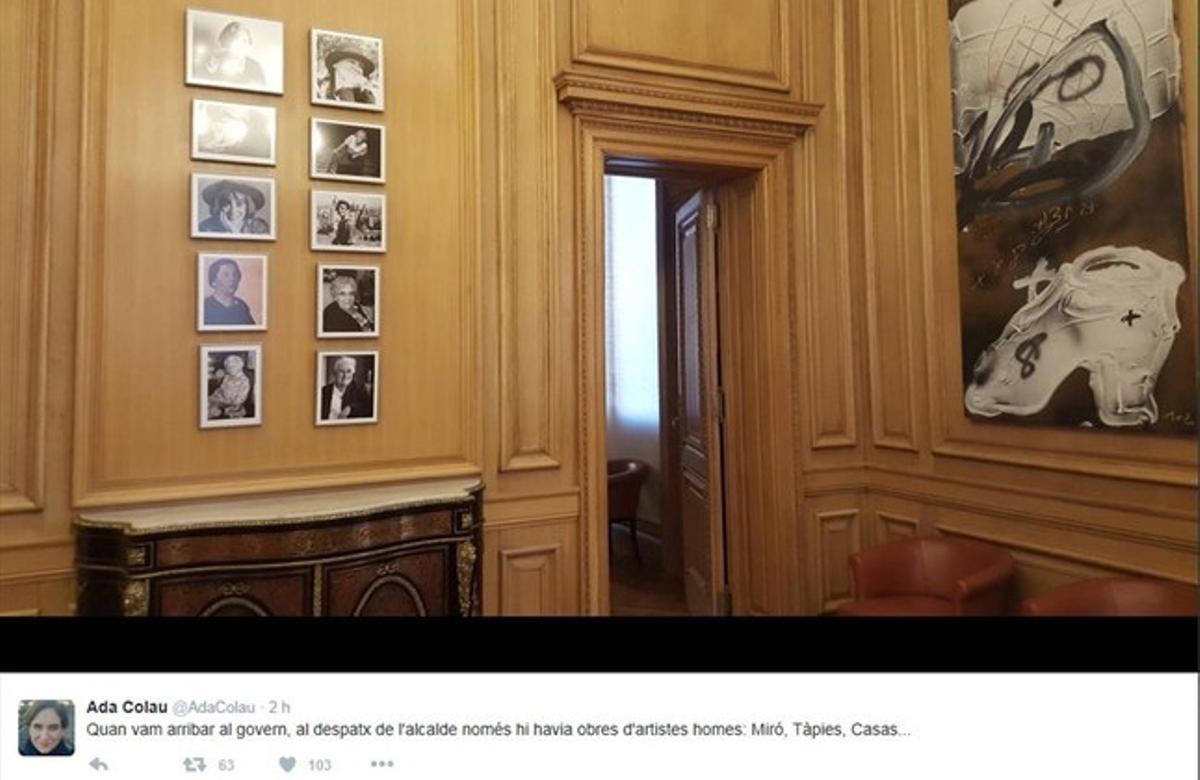 Las nuevas fotos del despacho de la alcaldesa de Barcelona, una ’reunión’ de catalanas ilustres.
