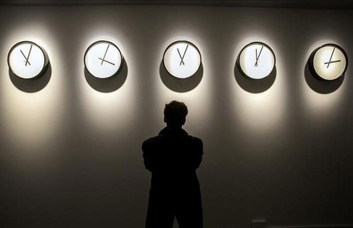 ’Timepieces (Solar system)’, de Katie Paterson, una de las obras que se pueden ver en la exposición ’Real Time’. ’Timepieces (Solar system)’, de Katie Paterson, una de las obras que se pueden ver en la exposición ’Real Time’.