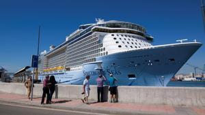 Royal Caribbean es queda de moment sense la seva nova terminal de creuers a Barcelona
