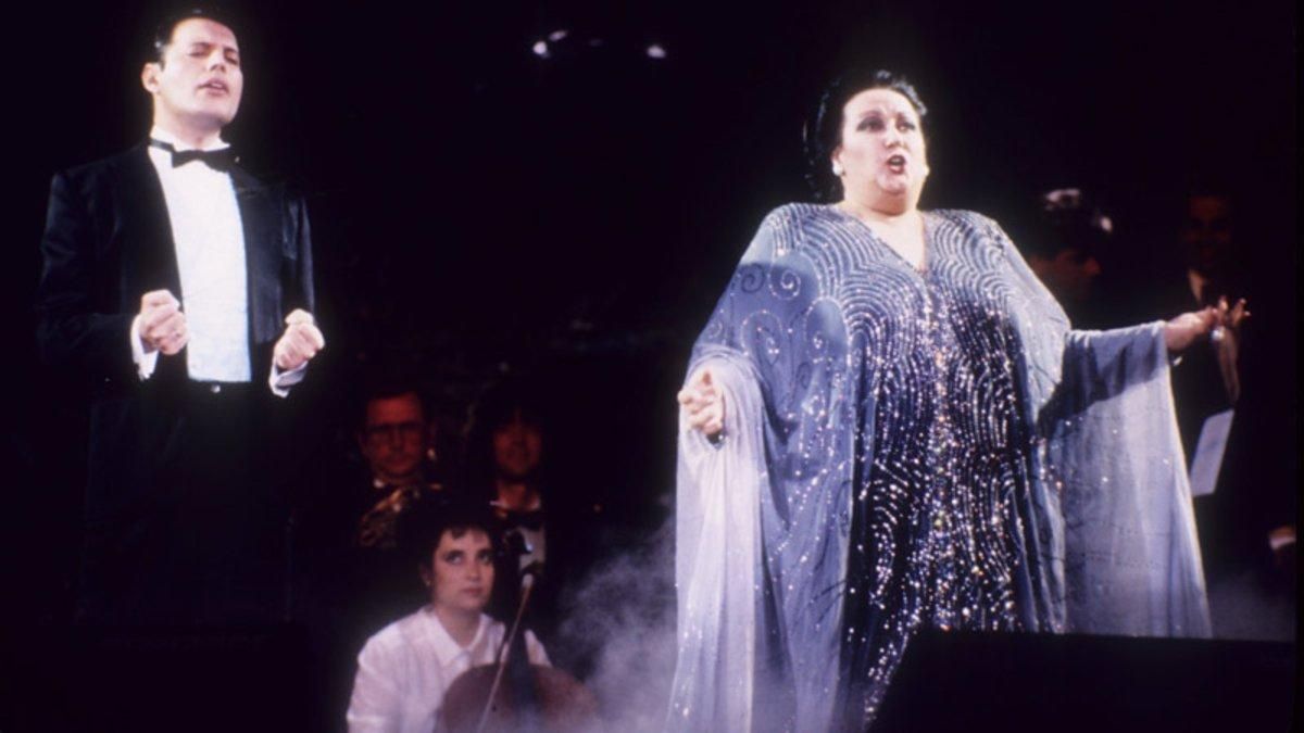 Freddie Mercury y Montserrat Caballé interpretando la mítica ’Barcelona’. Freddie Mercury y Montserrat Caballé interpretando la mítica ’Barcelona’.