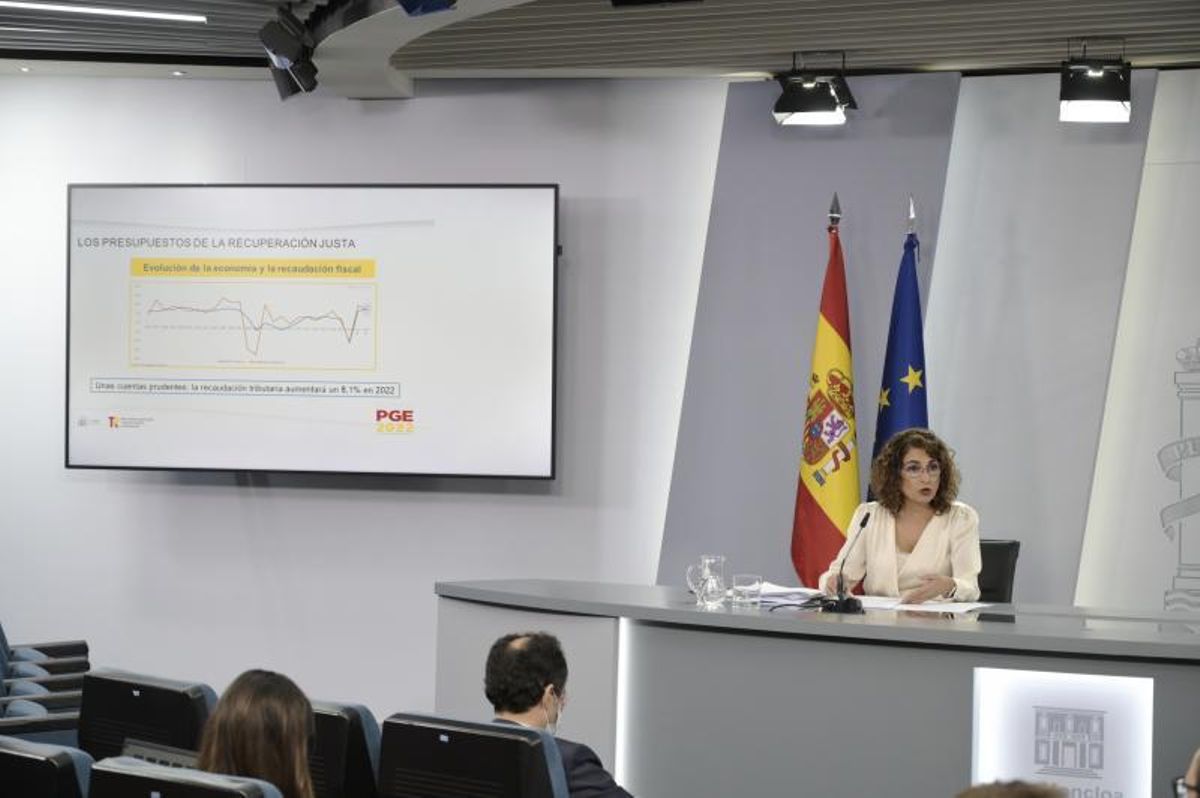 Socialistes i Podem inicien la pressió per buscar recolzaments als Pressupostos Socialistes i Podem inicien la pressió per buscar recolzaments als Pressupostos